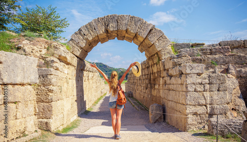 Fotografie Tour tourism in Greece- Peloponnese,  Ruins in ancient Olympia, archaeologic sit
