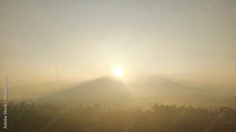 Fototapeta premium sunrise in the mountains