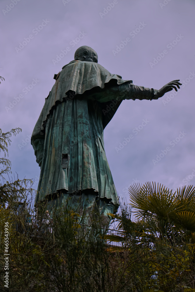 Fototapeta premium Statue of San Carlo Borromeo,Arona.