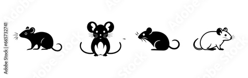 Black and white sketch of mouse © lahiru