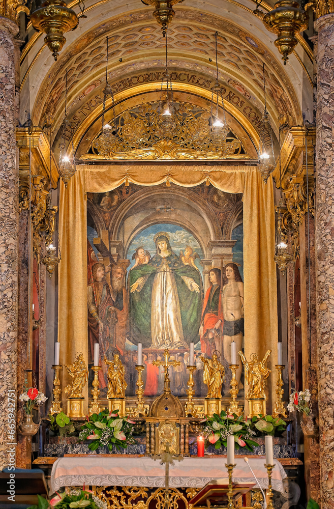 interior of the church, Macerata, Marche, Italy