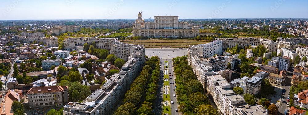 Obraz na płótnie Aerial architectural view at Bucharest on a sunny day! w salonie