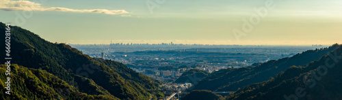 小仏峠から撮影した東京のパノラマ風景