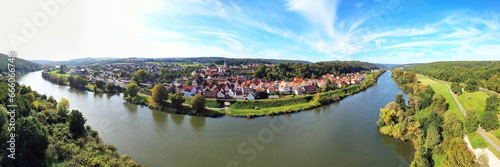 Luftbild von Hafenlohr am Main mit Blick auf das Ortszentrum. Hafenlohr, Unterfranken, Bayern, Deutschland.