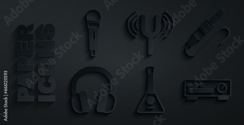 Set Balalaika, Audio jack, Headphones, Sound mixer controller, Musical tuning fork and Microphone icon. Vector