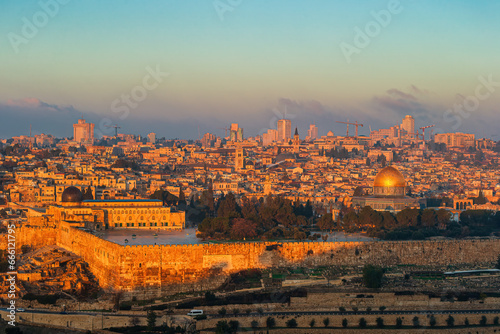 Photo Jerusalem panorama with Temple Mount, Al-Aqsa Mosque and Dome of the Rock