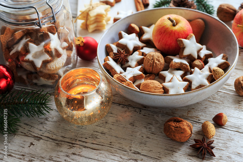 Weihnachtsbäckerei photo