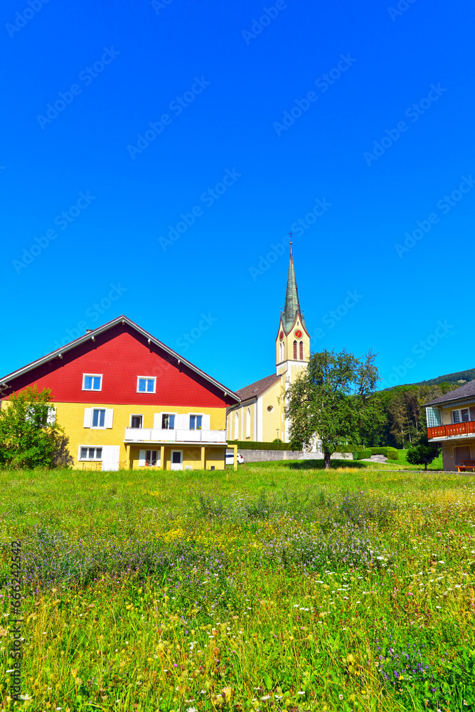 Kirche von Ramiswil in Mümliswil-Ramiswil im Bezirk Thal des Kantons Solothurn (Schweiz)