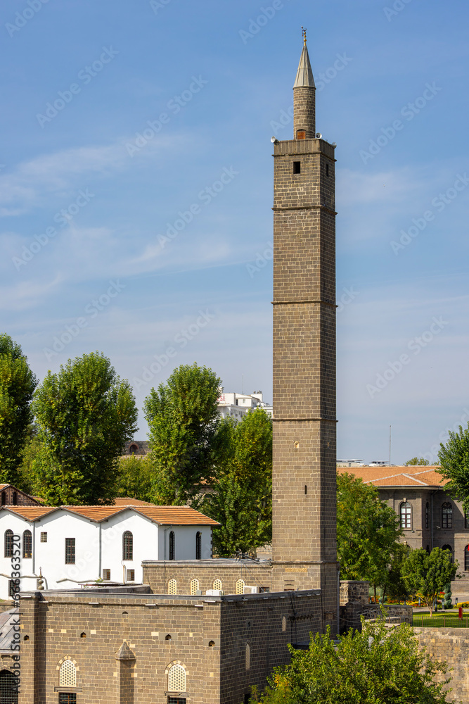 Fototapeta premium Turkey's Diyarbakir province. Hz. Süleyman mosque. It has preserved its historical structure for centuries. It is one of the important mosques in Islamic history.