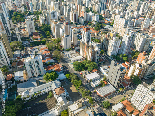 Imagem aérea do bairro Cambuí em Campinas, São Paulo. Brasil.  photo