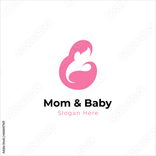 Mom and baby logo design vector
