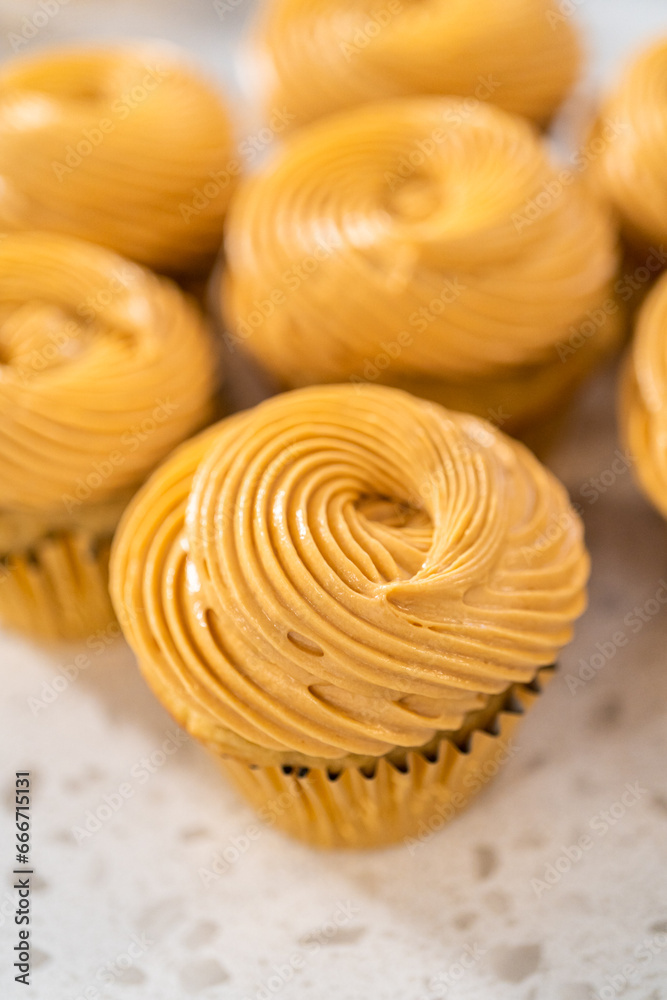 Dulce de Leche Cupcakes Dulce de Leche Cupcakes