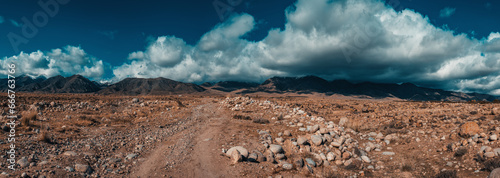 Quadro em tela Mountains rocky landscape in cloudy weather, panoramic view