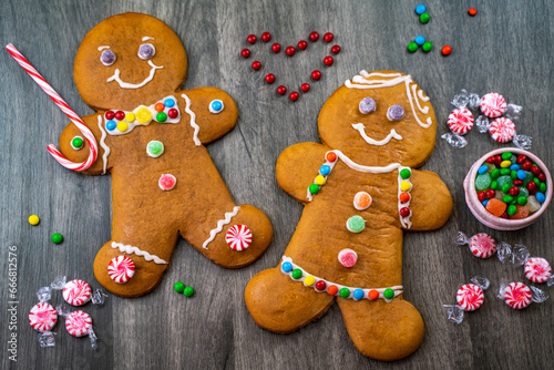 The gingerbread man and girl. Christmas time.