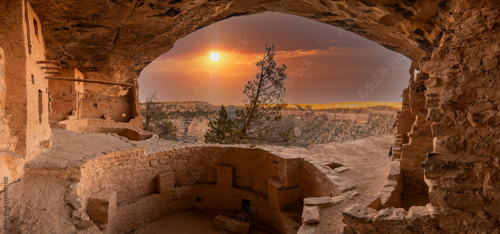 Cliff dwellings are ancient structures build by the Native American Pueblo people
 - obrazy, fototapety, plakaty 