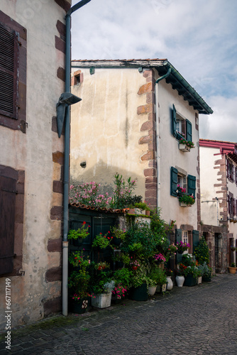 San Juan de Pie de Puerto is a French town located in the department of Pyrénées-Atlantiques.
