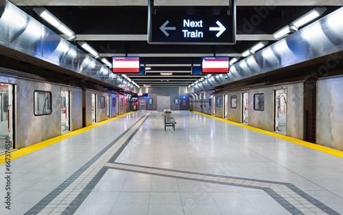Canvas Print Trains stopped at Subway Station