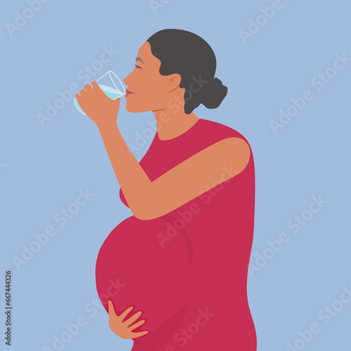 Pregnancy should drink 8 to 12 cups of water every day. Water has many benefits. It aids digestion and helps form the amniotic fluid around the fetus. Water also helps nutrients circulate in the body.