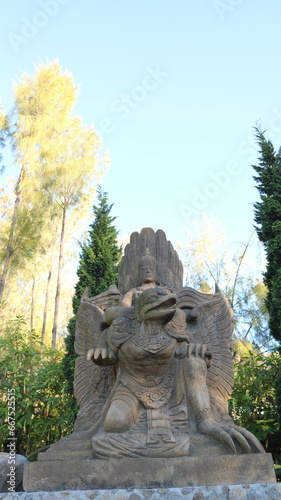 statue of garuda wisnu kencana