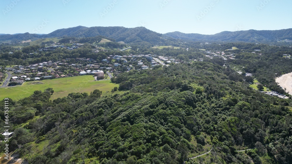 Coffs Harbourの綺麗な海と緑の多い険しい海岸 Coffs Harbourの綺麗な海と緑の多い険しい海岸
