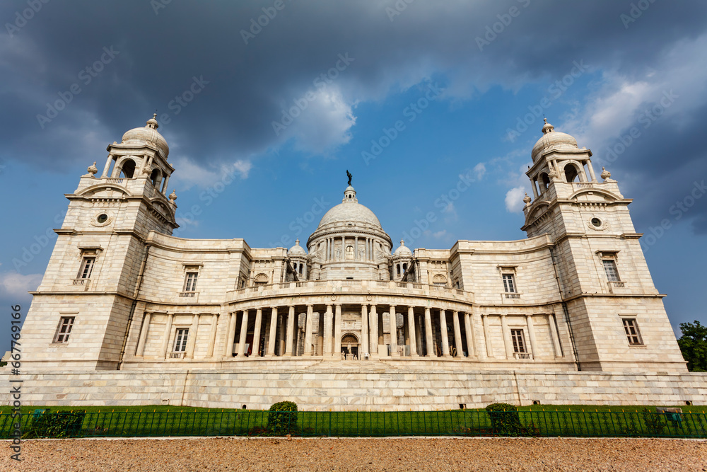 Exterior of the Victoria Memorial in Calcutta (Kolkata) West Bengal - India, Asia