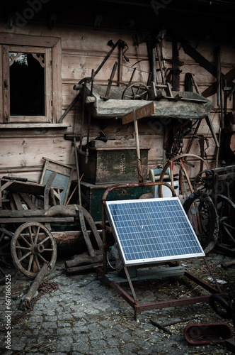 pomysłowe alternatywne ekologiczne zasilanie solarne  photo