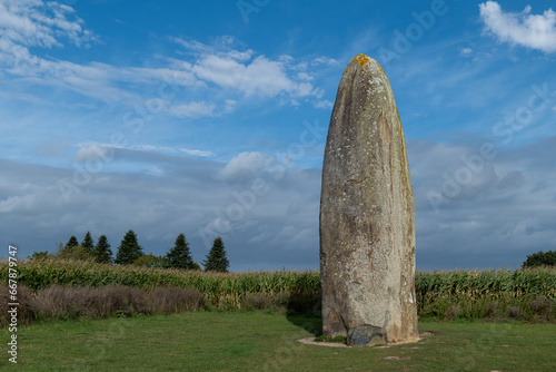 Menhir du Champ Dolent ein aufrechtstehende Steinmonument