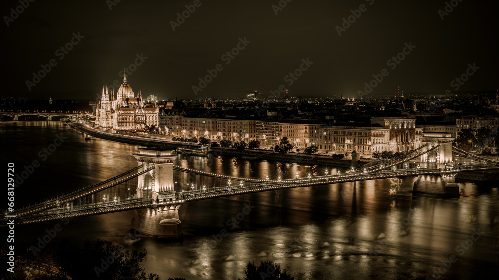 Chain Bridge with Hungarian Parliament Building in background, Budapest, Hungary