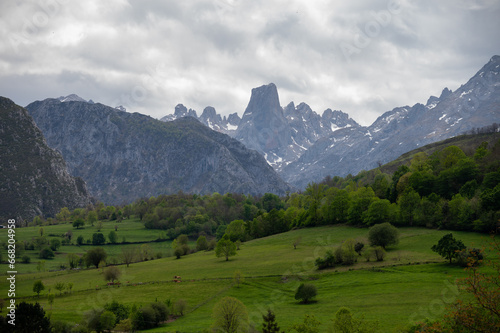 Panoramic view on Naranjo de Bulnes or Picu Urriellu, limestone peak dating from Paleozoic Era, located in Macizo Central region of Picos de Europa, mountain range in Asturias, North Spain