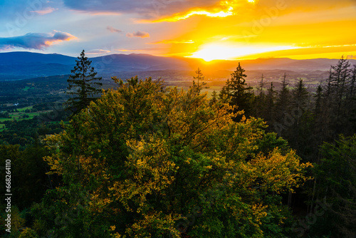 Plakat sunset over the mountains