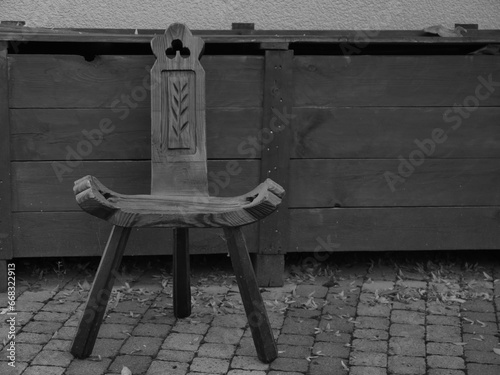 Antiker Stuhl