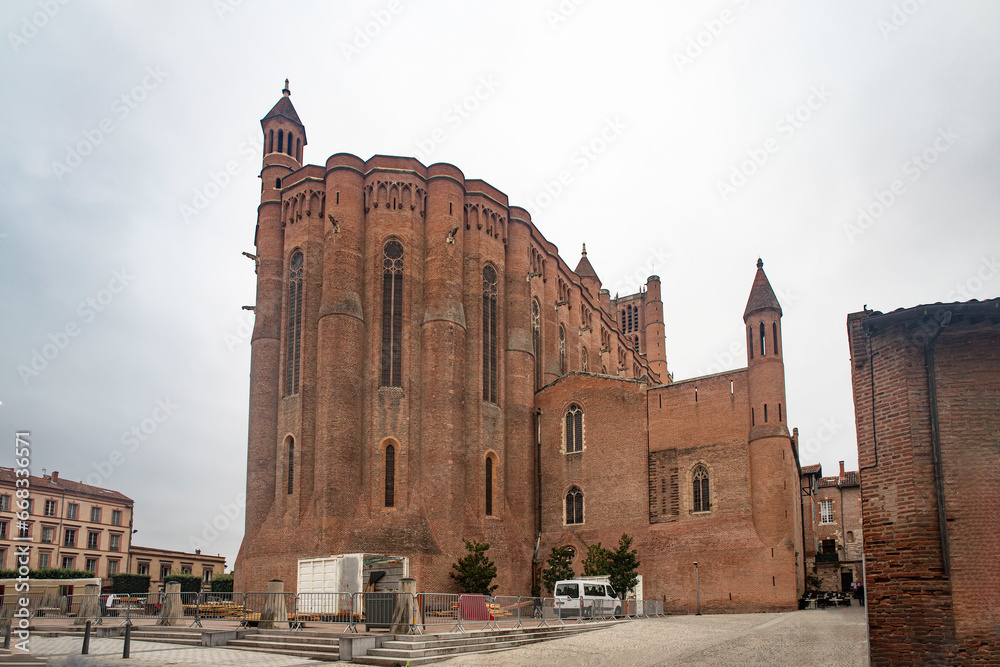 Architecture of the red brick Sainte Cécile cathedral in Albi, France