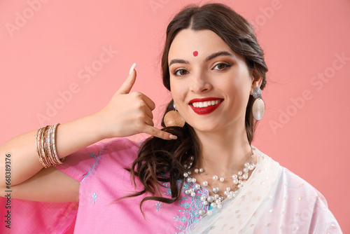 Beautiful young Indian woma...