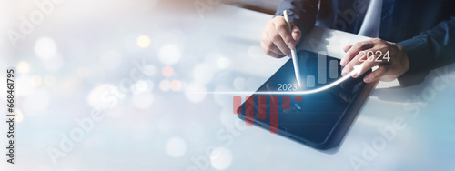 Ideas for starting the new year 2024, managing sales for higher business growth in 2024, business planning to support growth in the next year, expanding business, operating business for big goals.