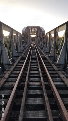 Fototapeta Naklejka Na Ścianę i Meble -  railway bridge over the sea