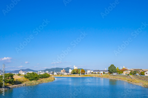 日本の河川風景 © Rika
