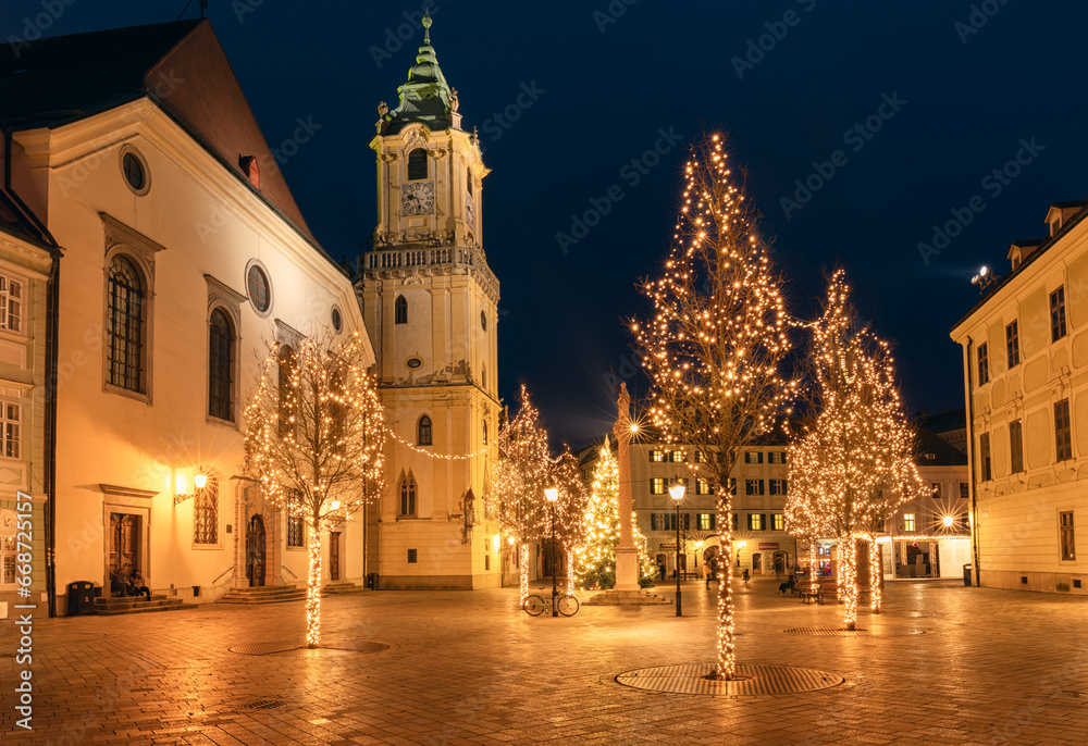 Obraz na płótnie Christmas trees on the main market square in Bratislava - Slovakia w salonie