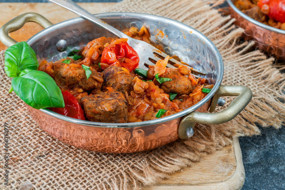Meatballs in a tomato and lentil sauce Meatballs in a tomato and lentil sauce