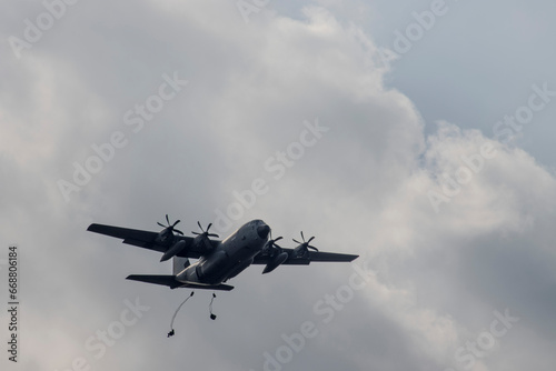 Hercules transport planes airborne Ede