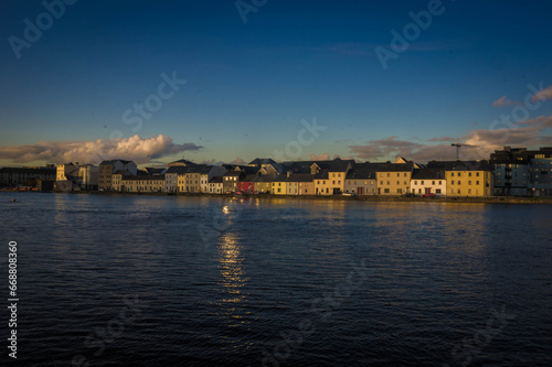 mouth of the river corrib in galway © kippis