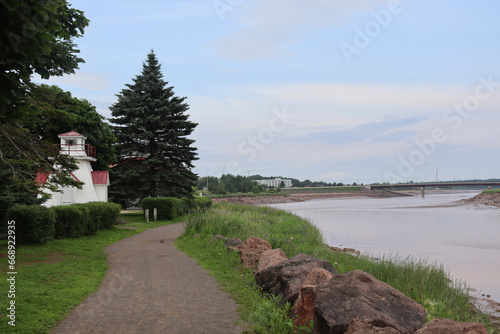 Along the river awaiting the tidal bore