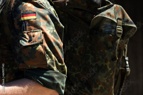 uniform militär bundeswehr photo