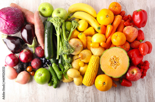 Fototapeta Naklejka Na Ścianę i Meble -  Rainbow fruit and vegetables