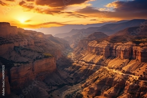 canyon landscape © Оксана Олейник