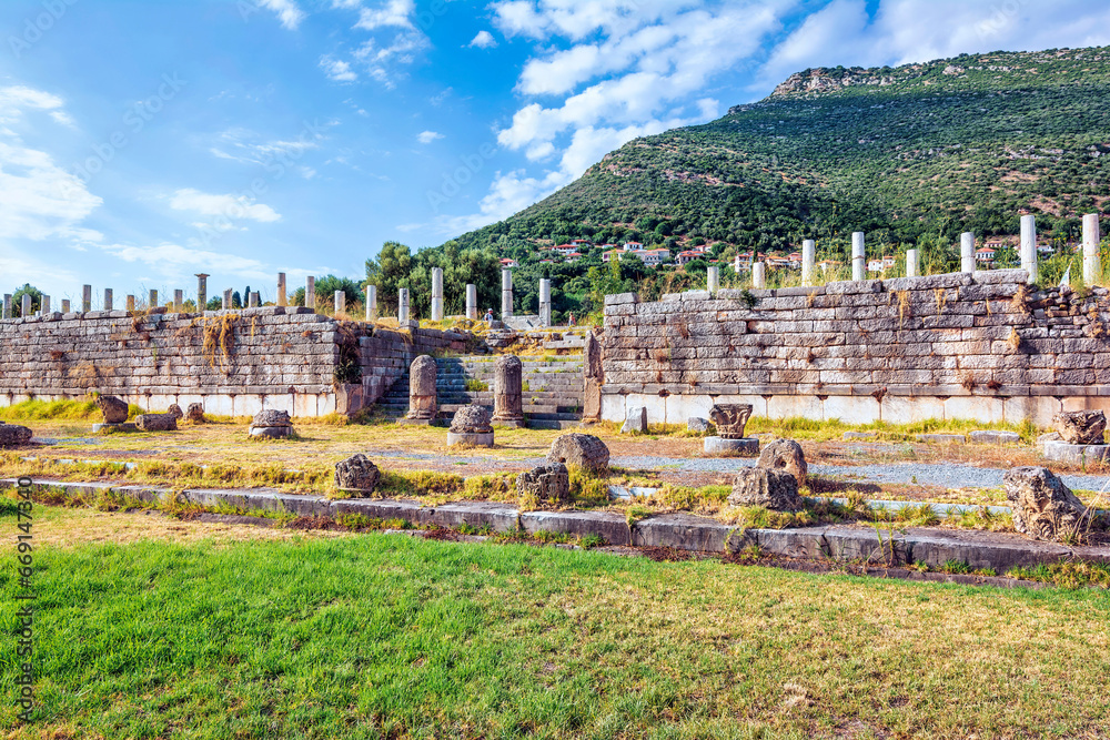 Obraz premium Ruins of the ancient Greek city of Messenia, Peloponnese, Greece