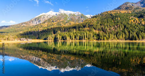 Der idyllische Jägersee in Kleinarl in Pongau