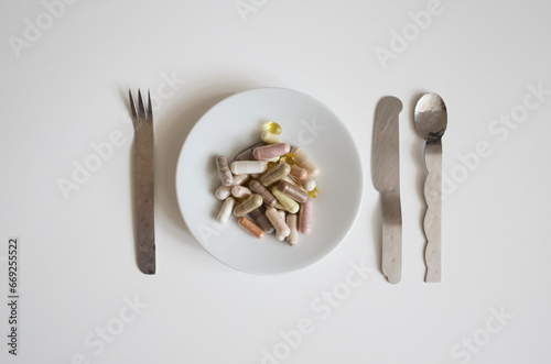 pills on the plate photo