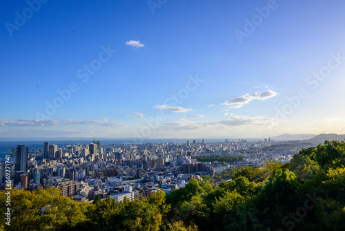 晴れた日の午後、神戸の高台ヴィーナスブリッジより神戸市街地の景観。 photo