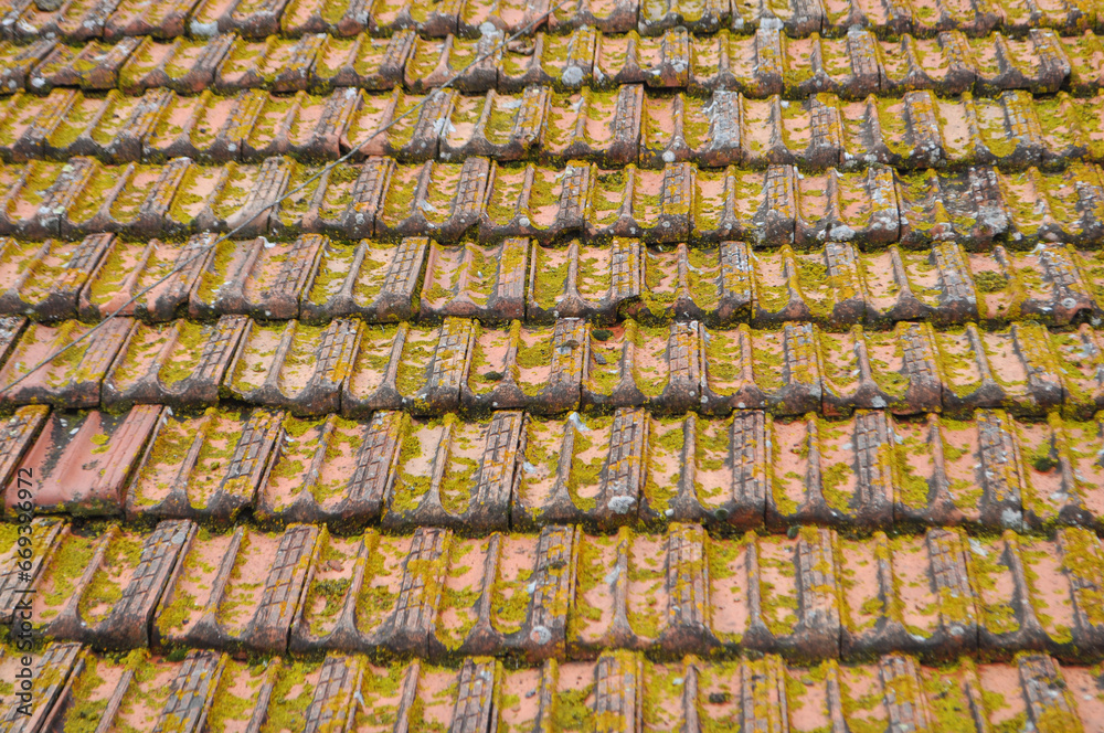 Фотография weathered roof tiles texture background