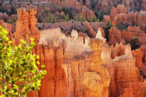 Fairytale landscape of glowing rock towers in the American Bryce Canyon.